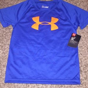 NWT Under Armour heat gear shirt size 5!